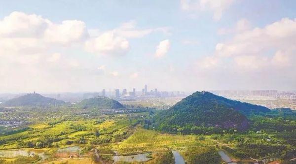 創(chuàng)建文明城市，繪制最新的文明畫卷